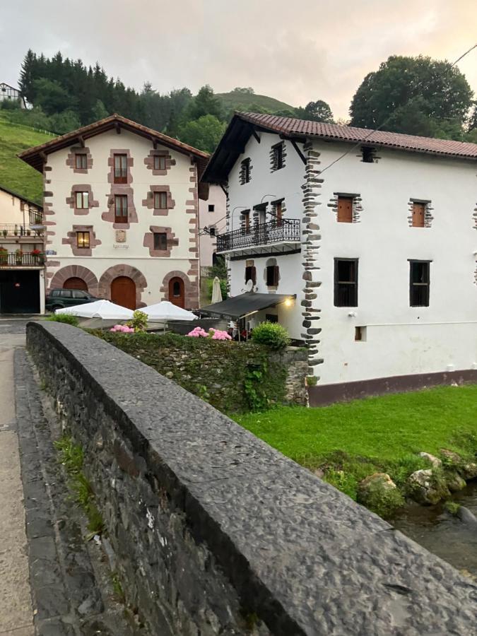 Urumea Apartamento Goizueta Екстер'єр фото