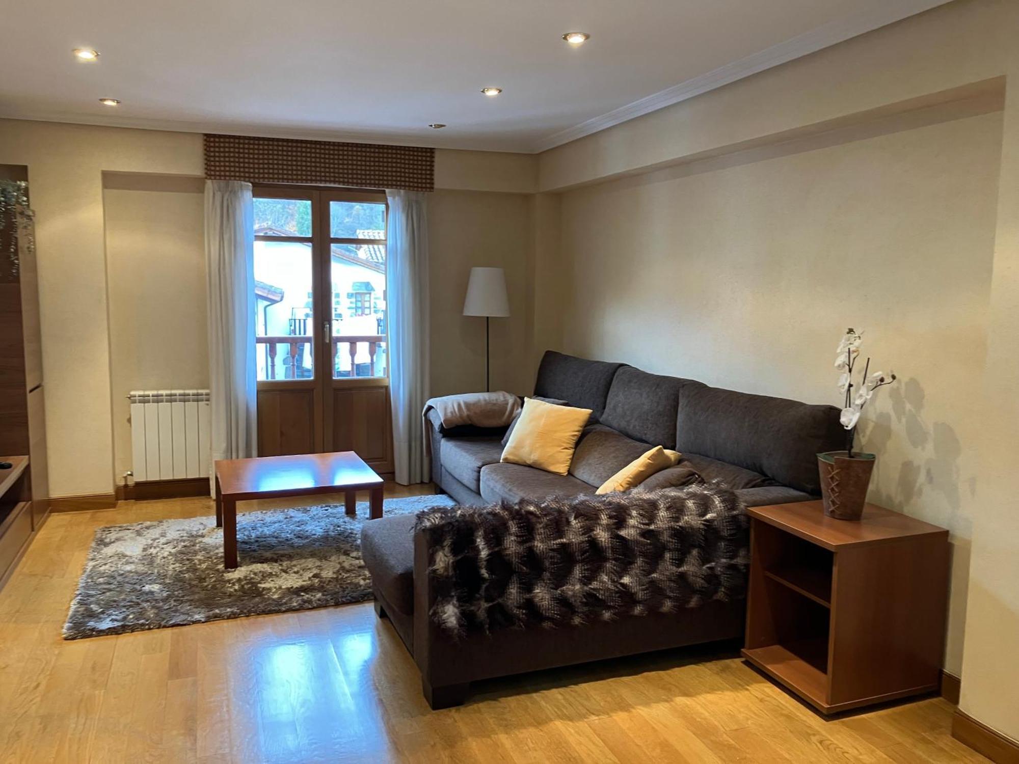 Urumea Apartamento Goizueta Екстер'єр фото